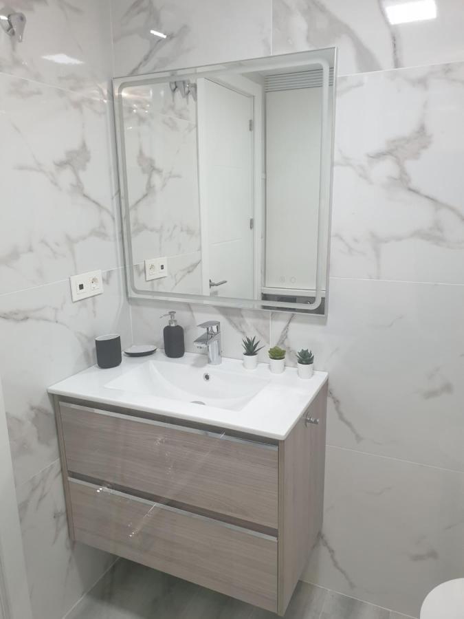 Estudio Amalfi Torre Del Mar Εξωτερικό φωτογραφία